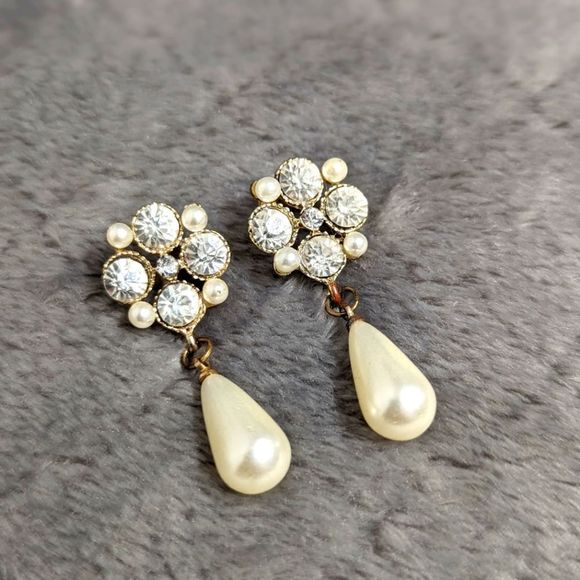 Vintage Clear Rhinestone/Faux Pearl Drop Pierced Earrings - Picture 1 of 9